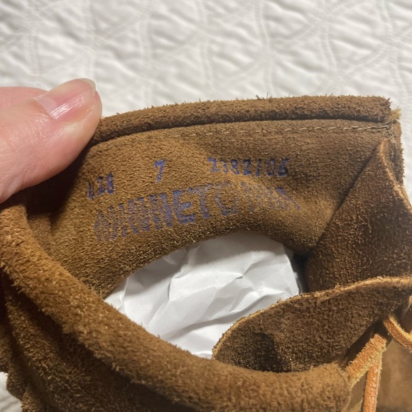 Vintage Minnetonka Ladies size 7 Suede Fringe Lace Up Moccasins Boots - Picture 6 of 6